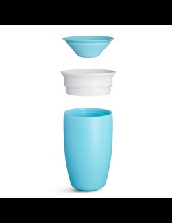 Πιείτε από όλη την περίμετρο 360°, χωρίς να στάζει από πουθενά. Το καπάκι κλείνει αυτόματα, μόλις το παιδί σταματήσει να πίνει - ιδανικό για χρήση καθ' οδόν.